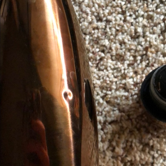 S’well rose gold bottle - Picture 4 of 4